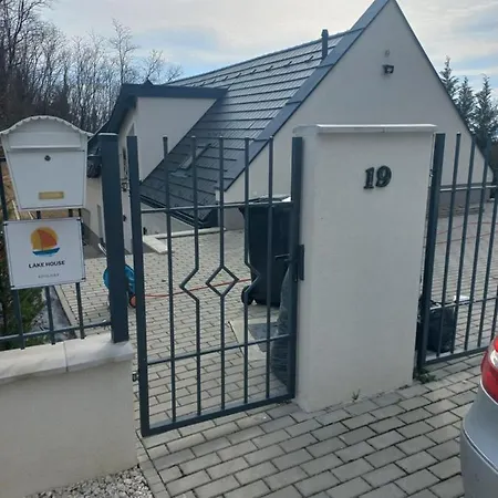 Villa House *